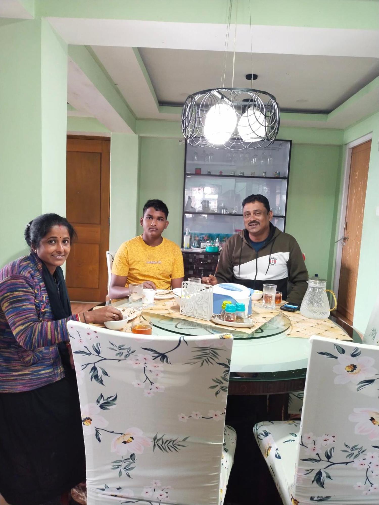 Dew Drops Guest House دارجيلنغ المظهر الخارجي الصورة