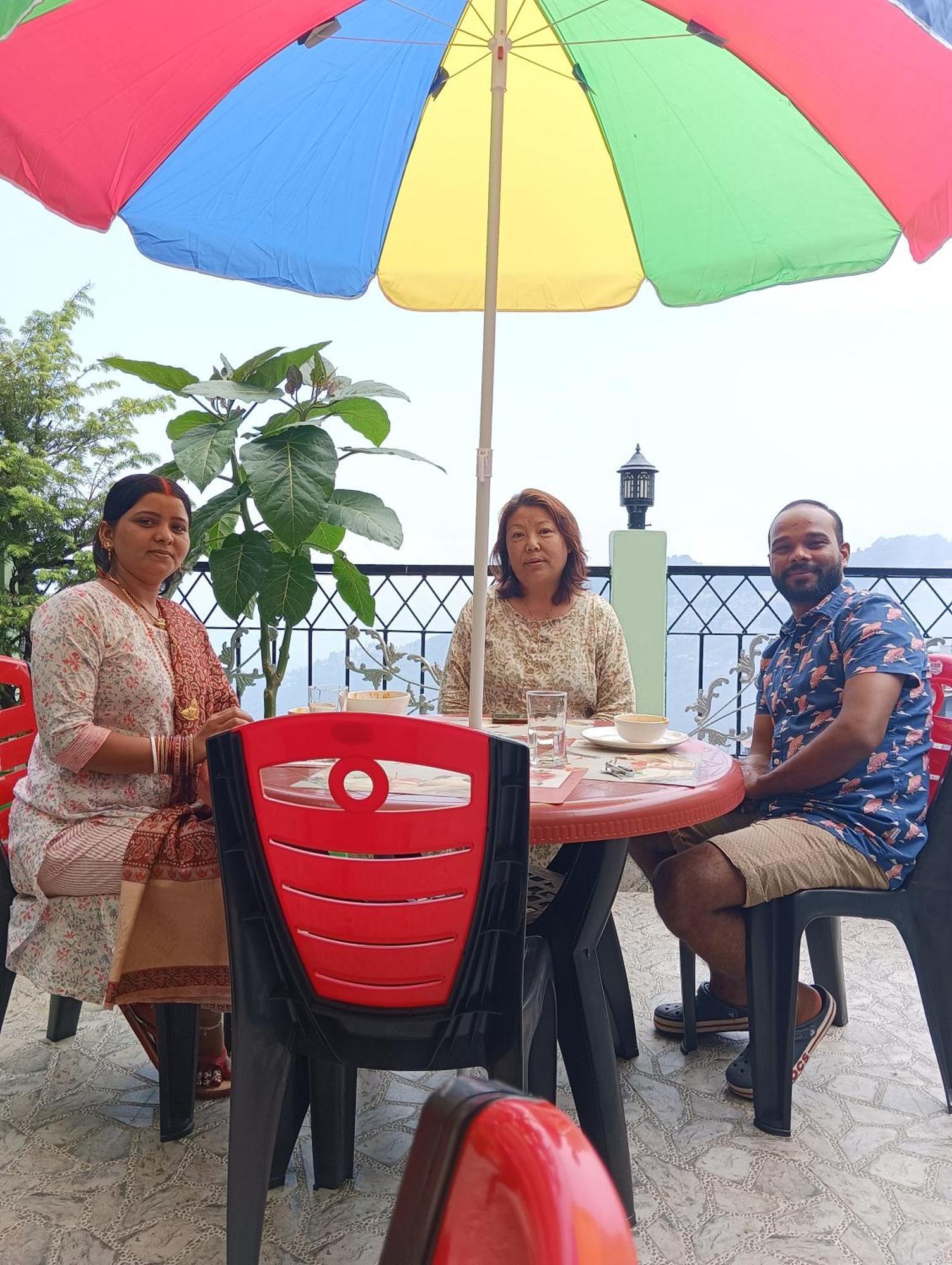 Dew Drops Guest House دارجيلنغ المظهر الخارجي الصورة